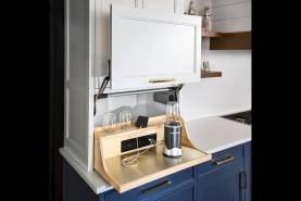 Docking Appliance Pullout